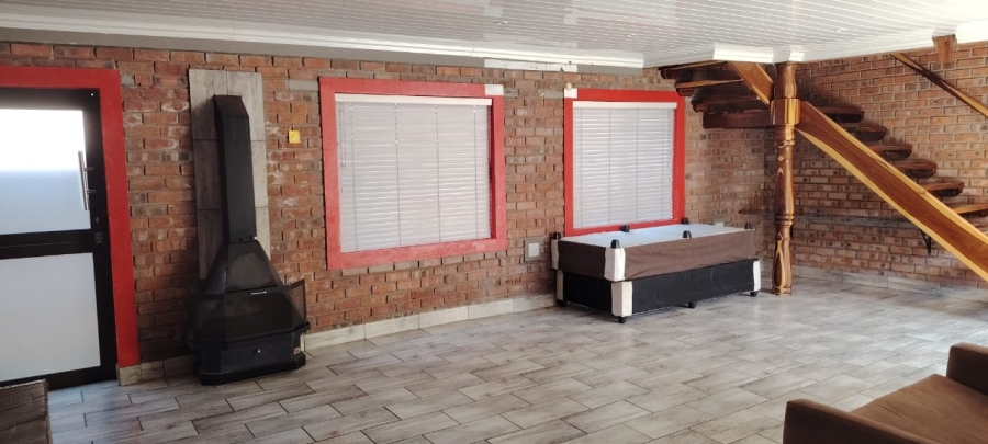 3 Bedroom Property for Sale in Brandwag Free State